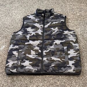 Swiss Tech Gray Camouflage Vest Men's Large